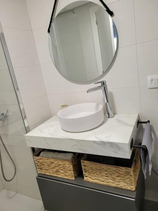 Apartamento Acogedor Con Bonitas Vistas. E-Bi-609 バキオ エクステリア 写真